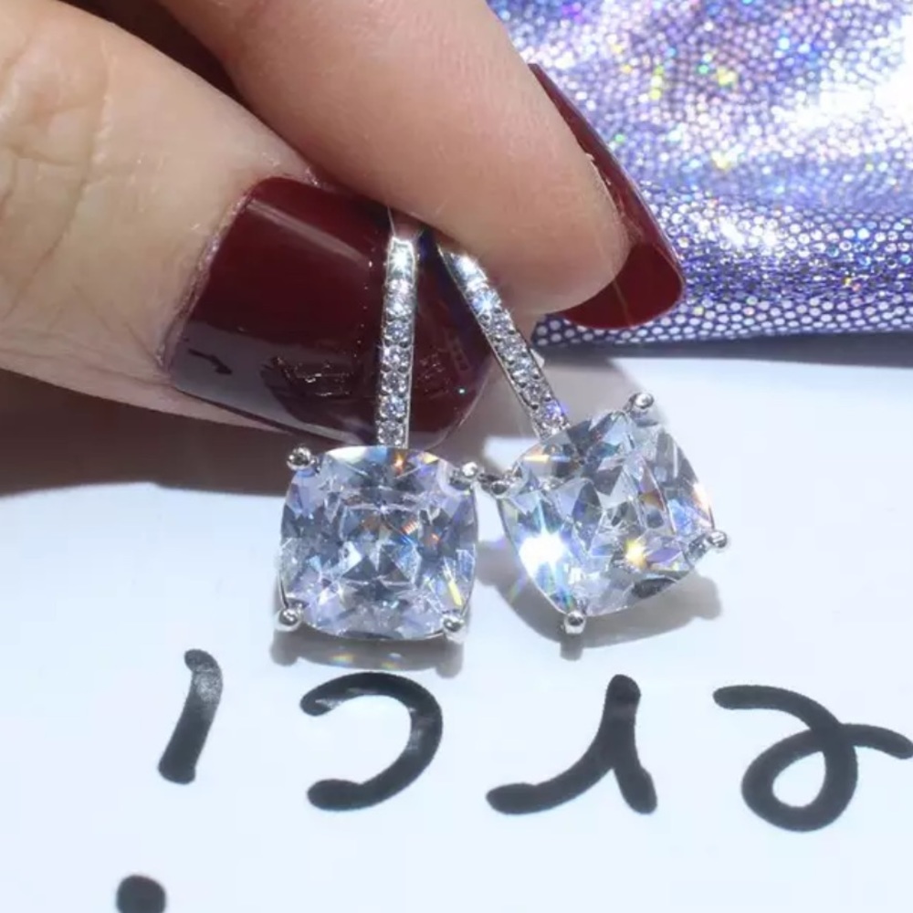 White gold plated square earrings - Picture 1 of 4